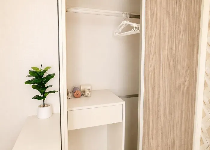 Stylish 1br 5 Min Walk To Bts Nana Pool & Gym 曼谷